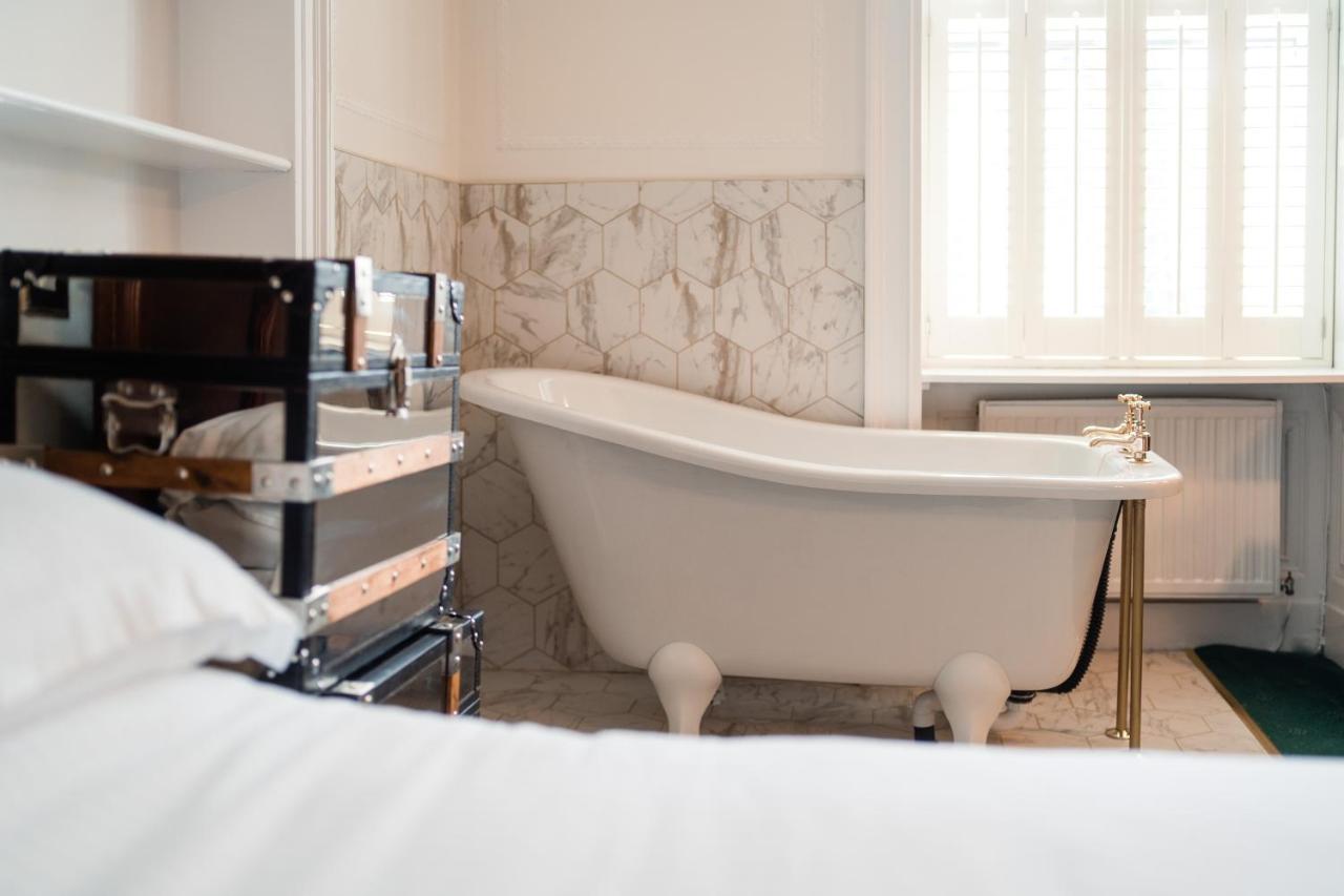 Sparth House Hotel Аккрінґтон Екстер'єр фото